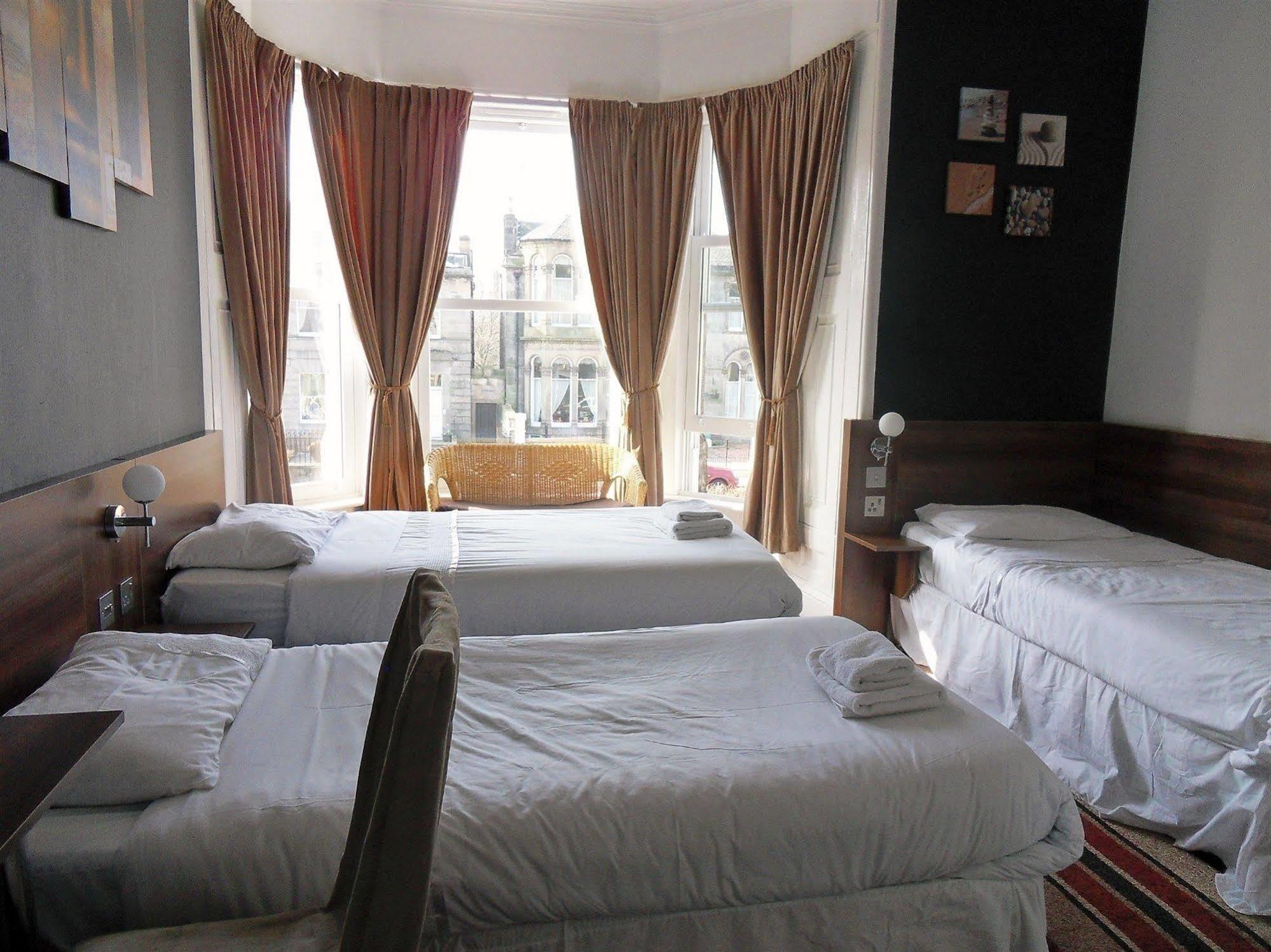 Cherry Blossom Guest House Whitby Eksteriør billede